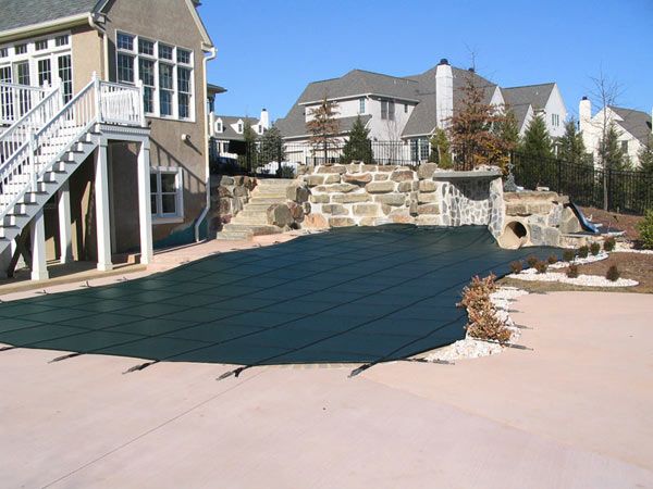 pool closing services