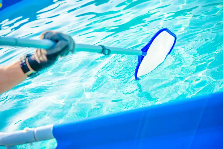 5 Tips For Keeping Your Pool Clean Year-Round
